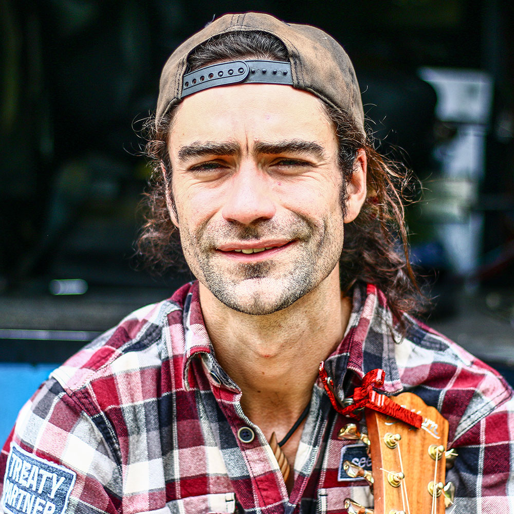 eoinsmall-profilePhoto-Zerkel2024-1000px